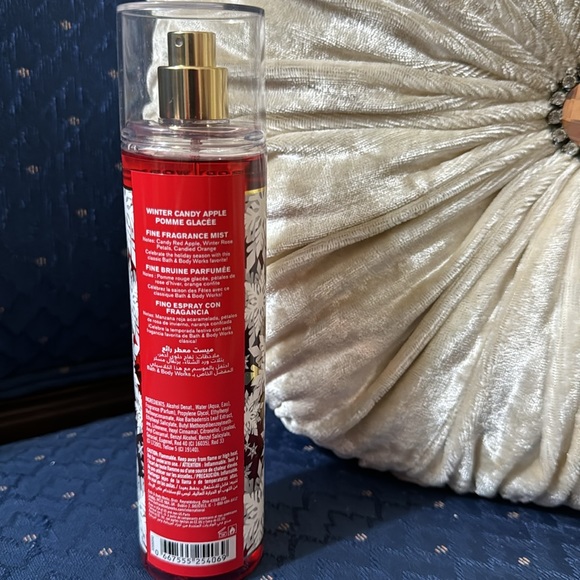 BATH & BODY WORKS SET. . . WINTER CANDY APPLE SCENT - Picture 4 of 6